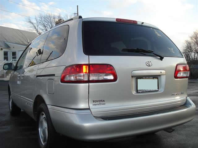 2003 toyota sienna le/xle #6